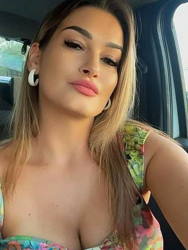 Doriane, 28 ans, rencontre pour baiser à Annecy