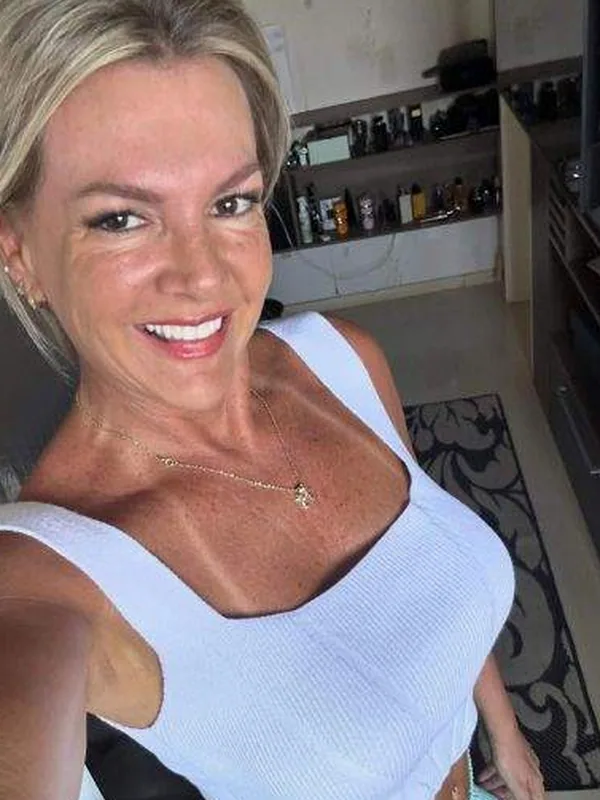 Christelle, 45 ans, rencontre pour baiser à Avignon