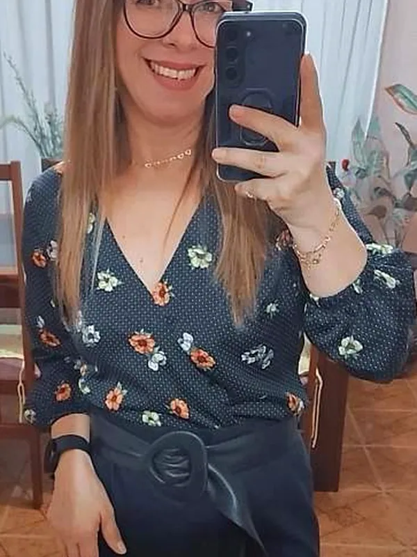 Aline, 50 ans, rencontre pour baiser à Brest