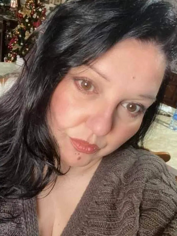 Béatrice, 53 ans, rencontre pour baiser à Clermont-Ferrand