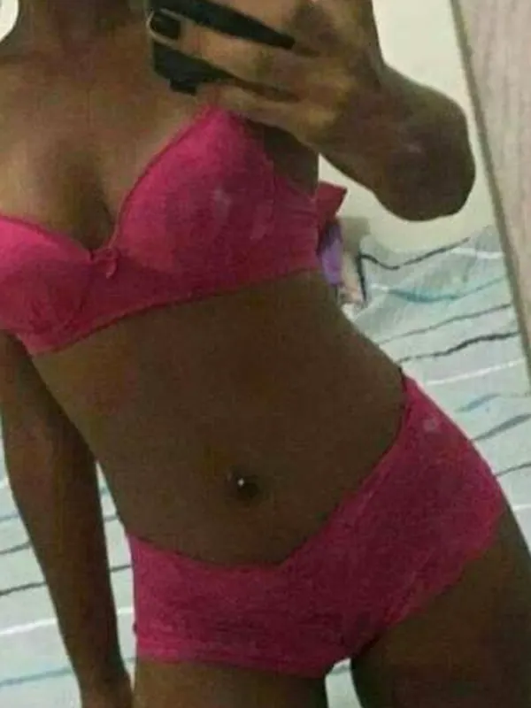 Clémentine, 29 ans, rencontre pour baiser à Grenoble