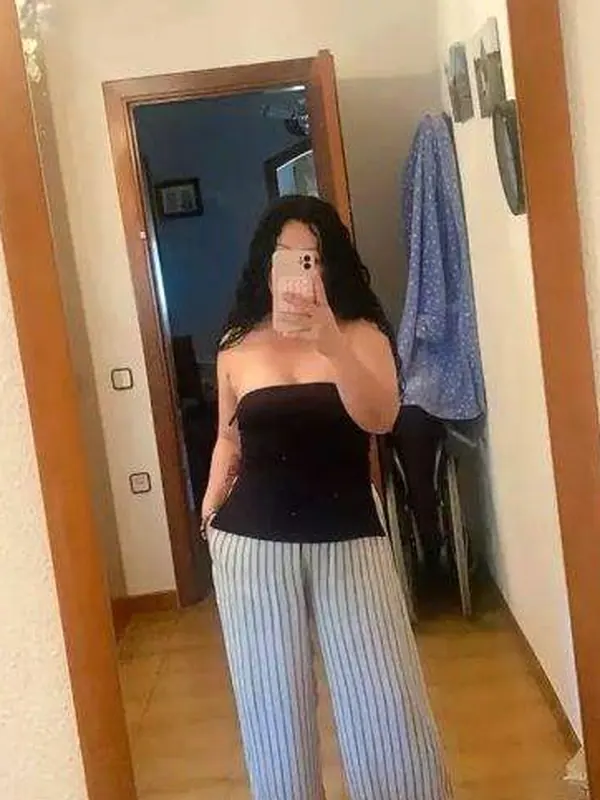 Delphine, 41 ans, rencontre pour baiser à Le Havre