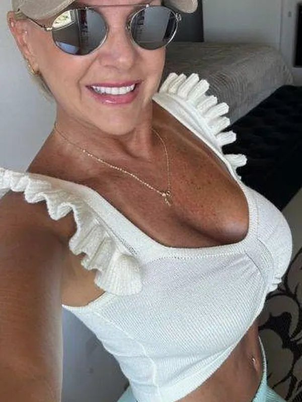 Hélène, 50 ans, rencontre pour baiser à Le Mans