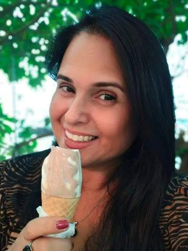 Claire, 39 ans, rencontre pour baiser à Nantes