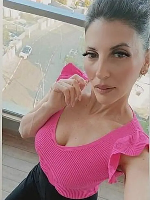 Annie, 55 ans, rencontre pour baiser à Nîmes