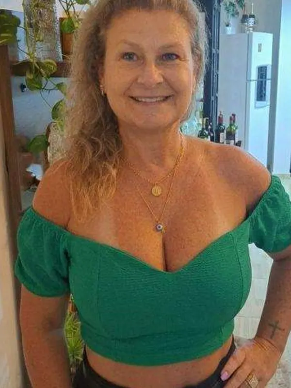 Solange, 54 ans, rencontre pour baiser à Perpignan