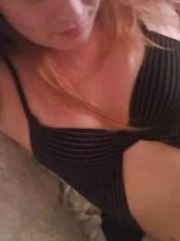 Mégane, 24 ans, rencontre pour baiser à Reims