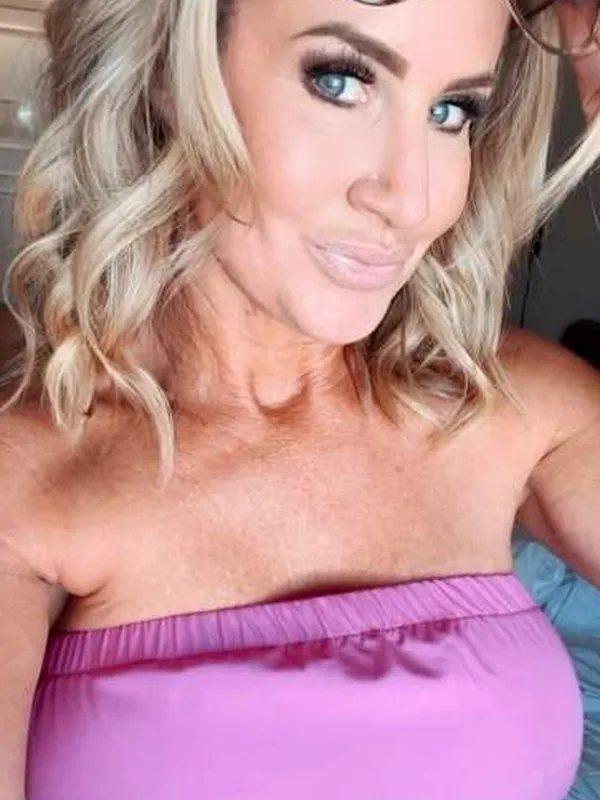 Élodie, 36 ans, rencontre pour baiser à Tours